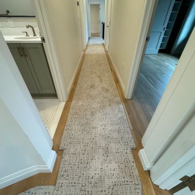 carpet and flooring installation in a Quincy home hallway